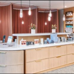 Deniz Gerecci, MD - Dr Gerecci sees patients out of the Skin by Lovely Lake Oswego location on Tuesdays & Wednesdays.