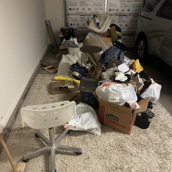 Desert Junk Removal And Demolition LLC - Took this huge pile for $250. Very well priced! - Junk Removal & Hauling Near Me - Avondale, Arizona Desert Junk Removal And Demolition LLC - Took this huge pile for $250. Very well priced! - Junk Removal & Hauling Near Me - Avondale, Arizona