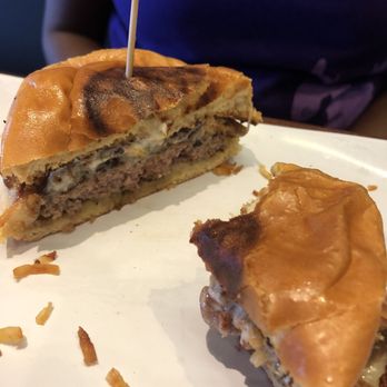 PINCHO - Perfecto burger. - Latin American Near Me - Pembroke Pines, Florida