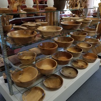 Rogue River Myrtlewood Shop - Bowls bowls bowls - Gift Shops Near Me - Gold Beach, Oregon Rogue River Myrtlewood Shop - Bowls bowls bowls - Gift Shops Near Me - Gold Beach, Oregon