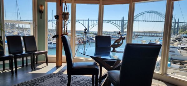 The Newport Belle, Riverboat Bed and Breakfast by null