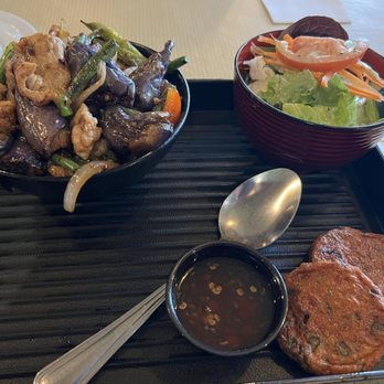 Monkey Thai Restaurant & Bar - Spicy eggplant with pork lunch combo - Thai Near Me - Alameda, California