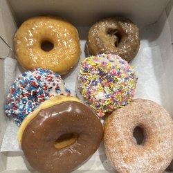 Sunny Donut - Half dozen mixed