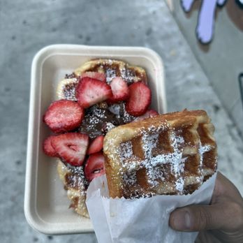 Little Gem Belgian Waffles - Desserts Near Me - Berkeley, California