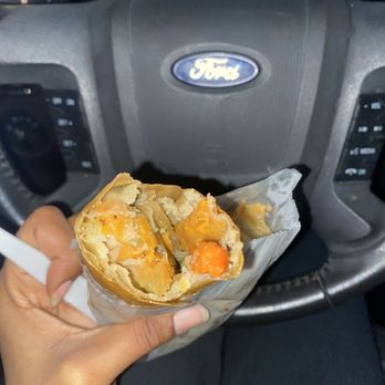 Rice 'n Roll - Spring roll - Filipino Near Me - Saint Clair Shores, Michigan