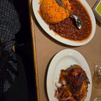Pio Pio 8 - Rice and beans with chicken - Latin American Near Me - New York, New York