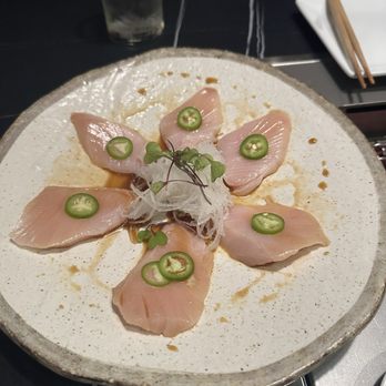 Sosogu - Hamachi crudo appetizer - Sushi Bars Near Me - Long Beach, California Sosogu - Hamachi crudo appetizer - Sushi Bars Near Me - Long Beach, California
