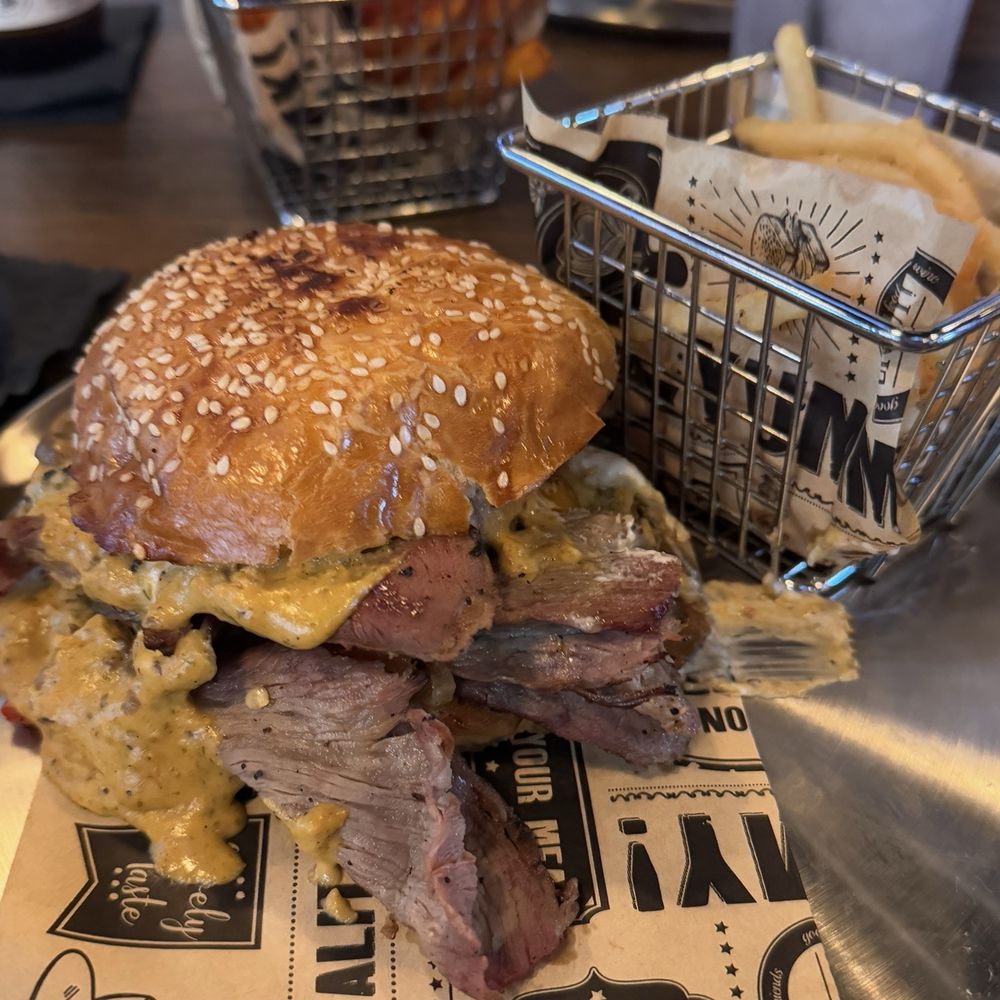 Tri-tip and queso