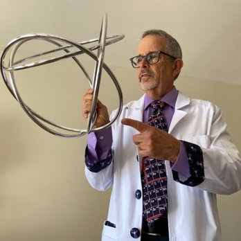 Professor Paul - Impossible rings !! - Magicians Near Me