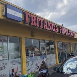 Fritanga Pinolandia - Outside
