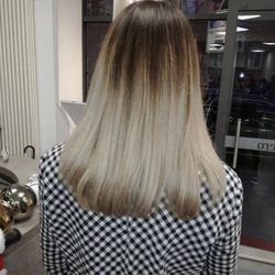 Friseur StileLibero - Kühles mondblond