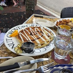 Cinnamon Pancakes, crazy!!! Cinnamon Pancakes, crazy!!!