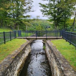 Pratts Falls Park - Top of the falls