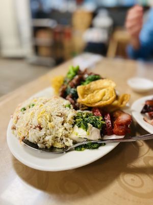 Happy Days Chinese Seafood Restaurant by null