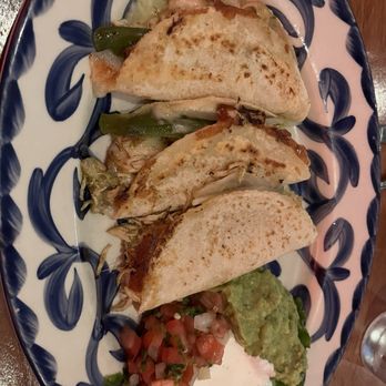 Santa Catarina Restaurant - Quesadillas happy hour - Mexican Near Me - Lakeway, Texas