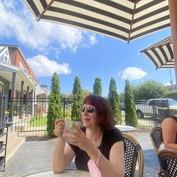 Bisou - Coffee & Tea Near Me - Kansas City, Missouri