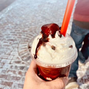Gordon’s Milkshake Bar - I want to write a sonnet about my love for you - Desserts Near Me - Indianapolis, Indiana Gordon’s Milkshake Bar - I want to write a sonnet about my love for you - Desserts Near Me - Indianapolis, Indiana