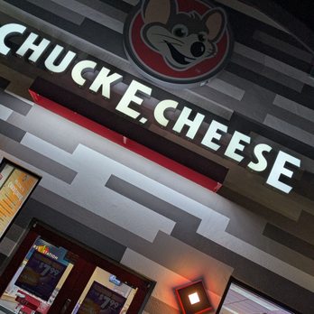 Chuck E. Cheese - Friday Night lights - Pizza Near Me - San Diego, California