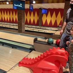 Kid friendly bowling Kid friendly bowling