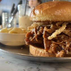 Easy ‘Que - Three Little Pigs Sandwich
