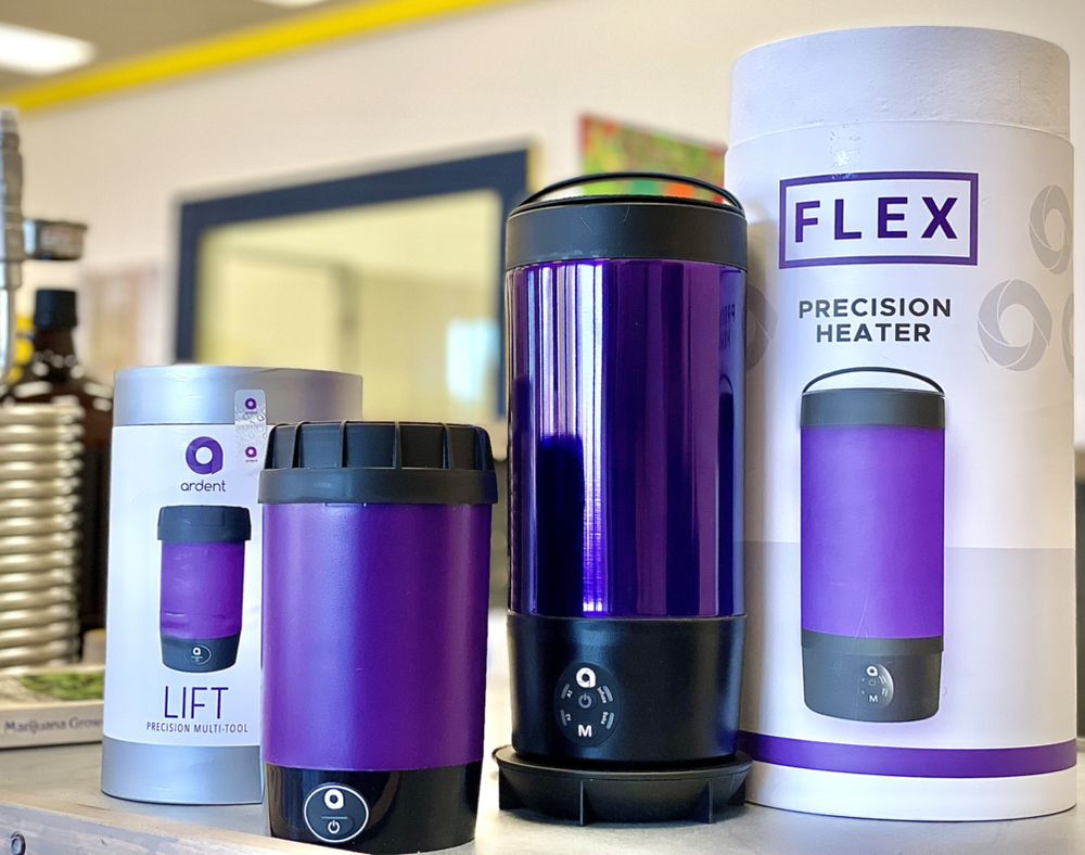 EXTRACTION GOODS Updated October 2024 15 Photos 150 N William