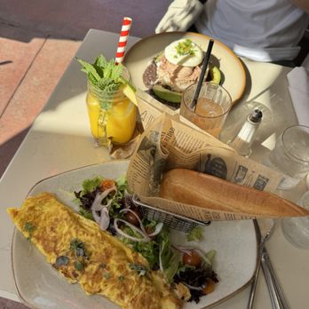 La Mulata - Cuban Near Me - Miami Beach, Florida