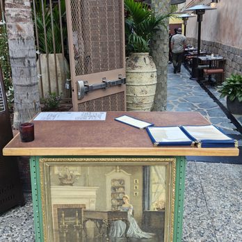 Bacari North Park - Hostess stand - Breakfast & Brunch Near Me - San Diego, California