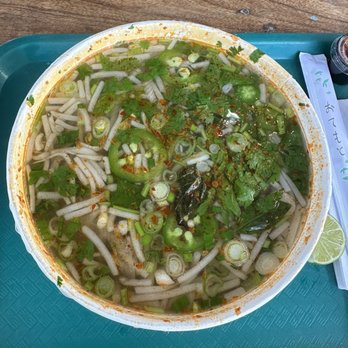 Pho Kup - This thing was packed with noodles and flavor - Vietnamese Near Me - Albuquerque, New Mexico