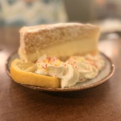 Melo's Pizza & Pasta - Livermore - Italian lemon cream cake