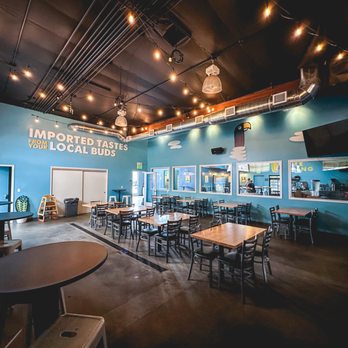 Green Cheek Beer Co. - Another view of the indoor private event area - Breweries Near Me - Costa Mesa, California Green Cheek Beer Co. - Another view of the indoor private event area - Breweries Near Me - Costa Mesa, California