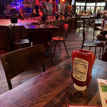 Ole Red - Waiting to be seated and now more waiting for service... - Southern Near Me - Orlando, Florida Ole Red - Waiting to be seated and now more waiting for service... - Southern Near Me - Orlando, Florida