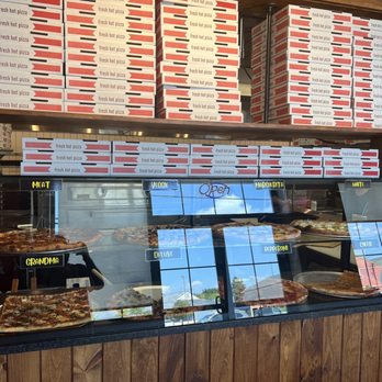 Spruce Creek Pizza - Menu and counter - Pizza Near Me - Kittery, Maine
