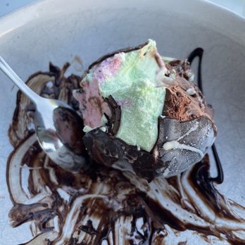 Centro Pizza - Dessert ice cream opened! - Pizza Near Me - Burlingame, California Centro Pizza - Dessert ice cream opened! - Pizza Near Me - Burlingame, California