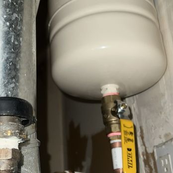 Plumbhartt Plumbing & Heating - Installation of new potable expansion tank - Plumbing Near Me Plumbhartt Plumbing & Heating - Installation of new potable expansion tank - Plumbing Near Me