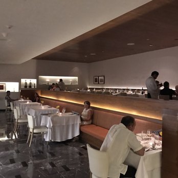 Secrets The Vine Cancun - As the restaurants sit almost empty they tell us an hour wait. Horrible. - Hotels Near Me - Cancún, ROO