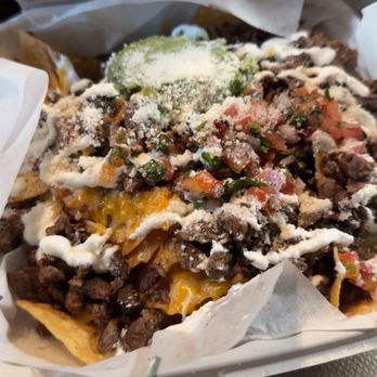 Tacos Che Taqueria - Carne asada Nachos - Tacos Near Me - Riverside, California Tacos Che Taqueria - Carne asada Nachos - Tacos Near Me - Riverside, California