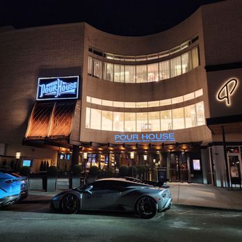 Old Town Pour House - Sports Bars Near Me - Oak Brook, Illinois Old Town Pour House - Sports Bars Near Me - Oak Brook, Illinois