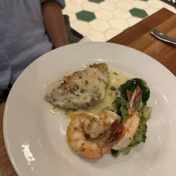 Merriman's Honolulu - Fresh fish pasta - Hawaiian Near Me - Honolulu, Hawaii Merriman's Honolulu - Fresh fish pasta - Hawaiian Near Me - Honolulu, Hawaii