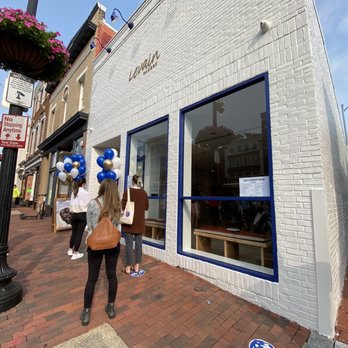Levain Bakery - Georgetown, D.C - Levain's exterior on M Street - Bakeries Near Me - Washington, DC, District of Columbia