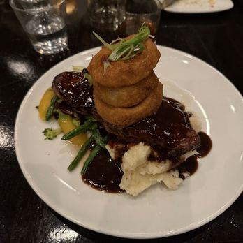Henley's Village Tavern - Strip steak with Garlic mashed potatoes  Both outstanding - Gastropubs Near Me - Brightwaters, New York