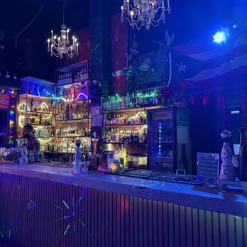 La Buena Barra - Bar - Cocktail Bars Near Me - San Juan, Puerto Rico