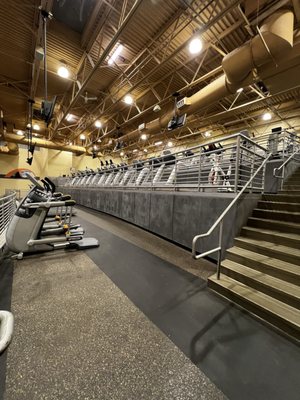 24 Hour Fitness by null