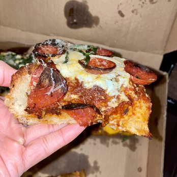 Pizza Friendly Pizza - PEPPERONI & BASIL - Pizza Near Me - Chicago, Illinois Pizza Friendly Pizza - PEPPERONI & BASIL - Pizza Near Me - Chicago, Illinois