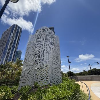 Wayfinding - Public Art Near Me - Honolulu, Hawaii