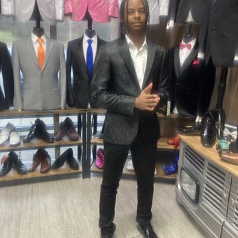 Bellario's Tuxedo - Formal Wear Near Me - Knoxville, Tennessee Bellario's Tuxedo - Formal Wear Near Me - Knoxville, Tennessee