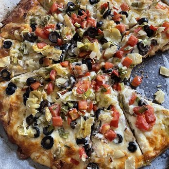 Bobs Take-N-Bake Pizza - Chicken and tomatoe and artichoke pizza - Pizza Near Me - Modesto, California Bobs Take-N-Bake Pizza - Chicken and tomatoe and artichoke pizza - Pizza Near Me - Modesto, California