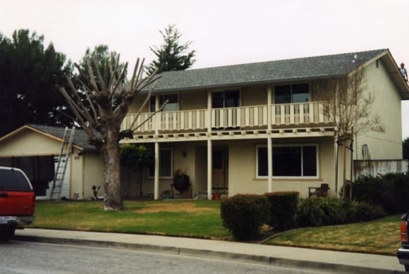 Slide of Araujo's Roofing