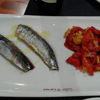Celler de Carmen - Sardinas ahumadas con esgarraet espectaculares - Tapas Bars Near Me - Valencia, V