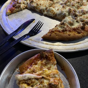 Forgot Store - Hamburger, sausage pepperoni - Dive Bars Near Me - Omaha, Nebraska