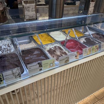 Venchi - Gelato Near Me - Garden City, New York